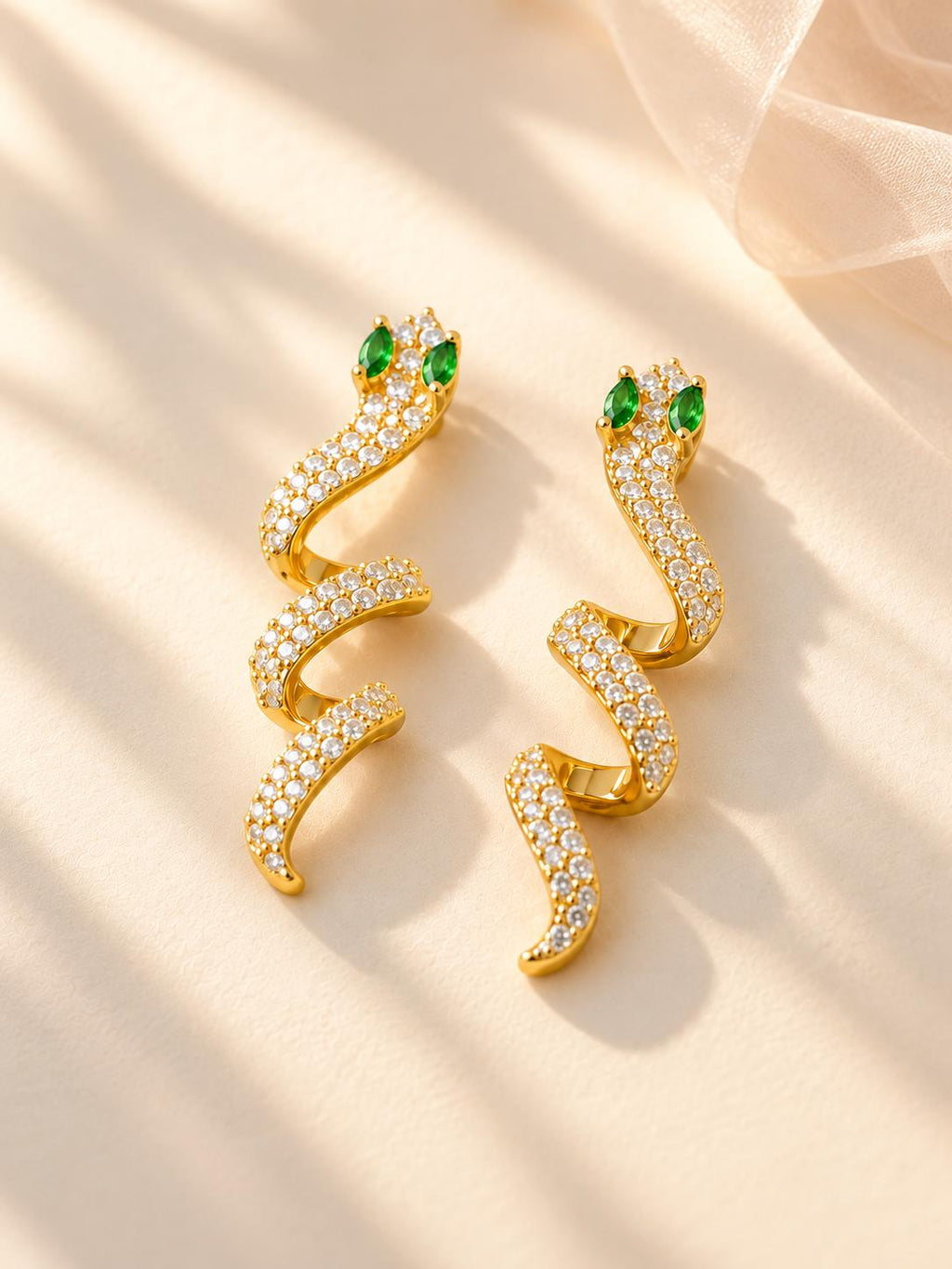 Aretes dorados en forma de serpiente con circonitas verdes SUY, pendientes moda mujer