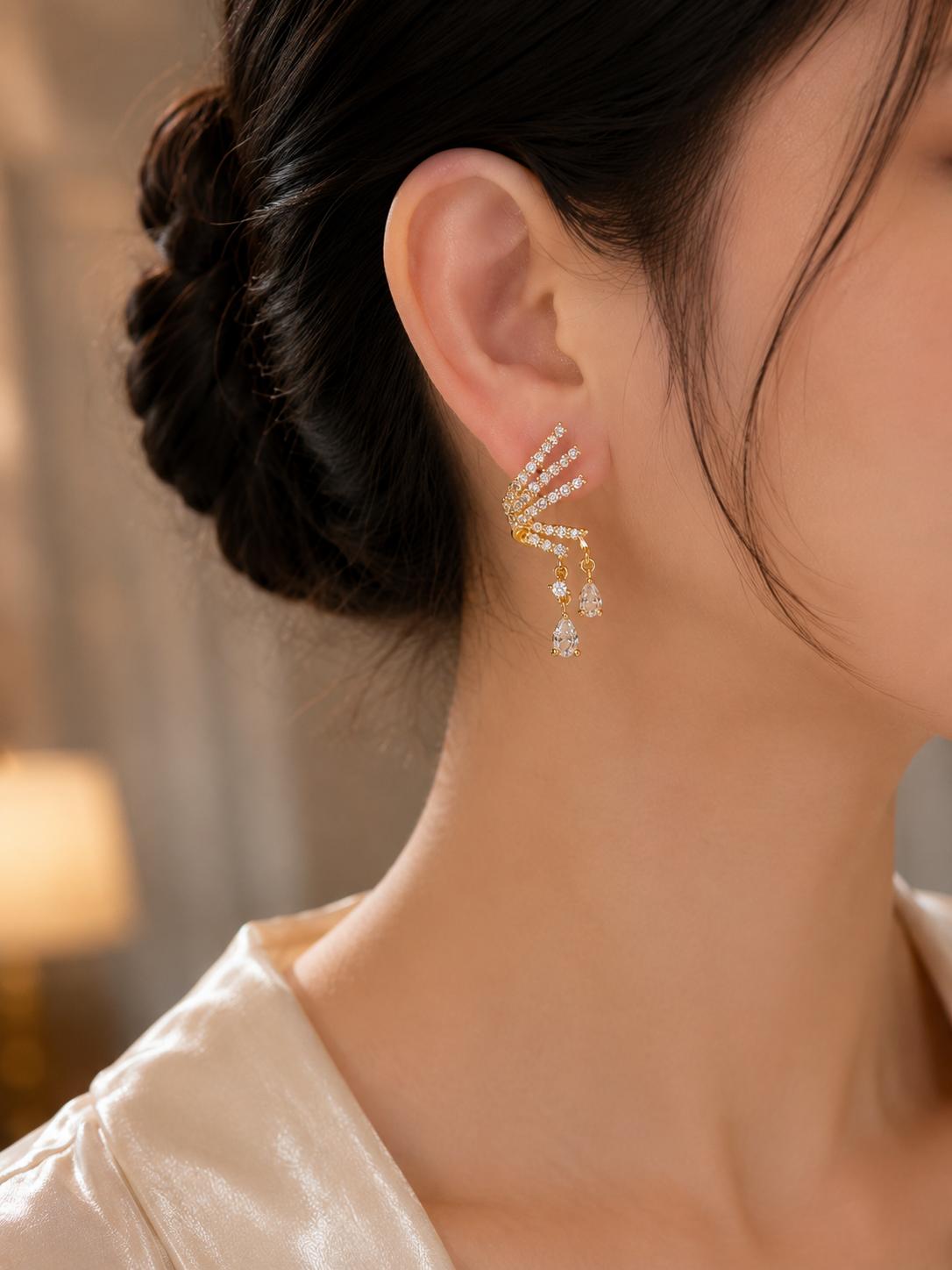 Pendientes dorados en forma de ala con circonias gota, diseño elegante para mujer SUY