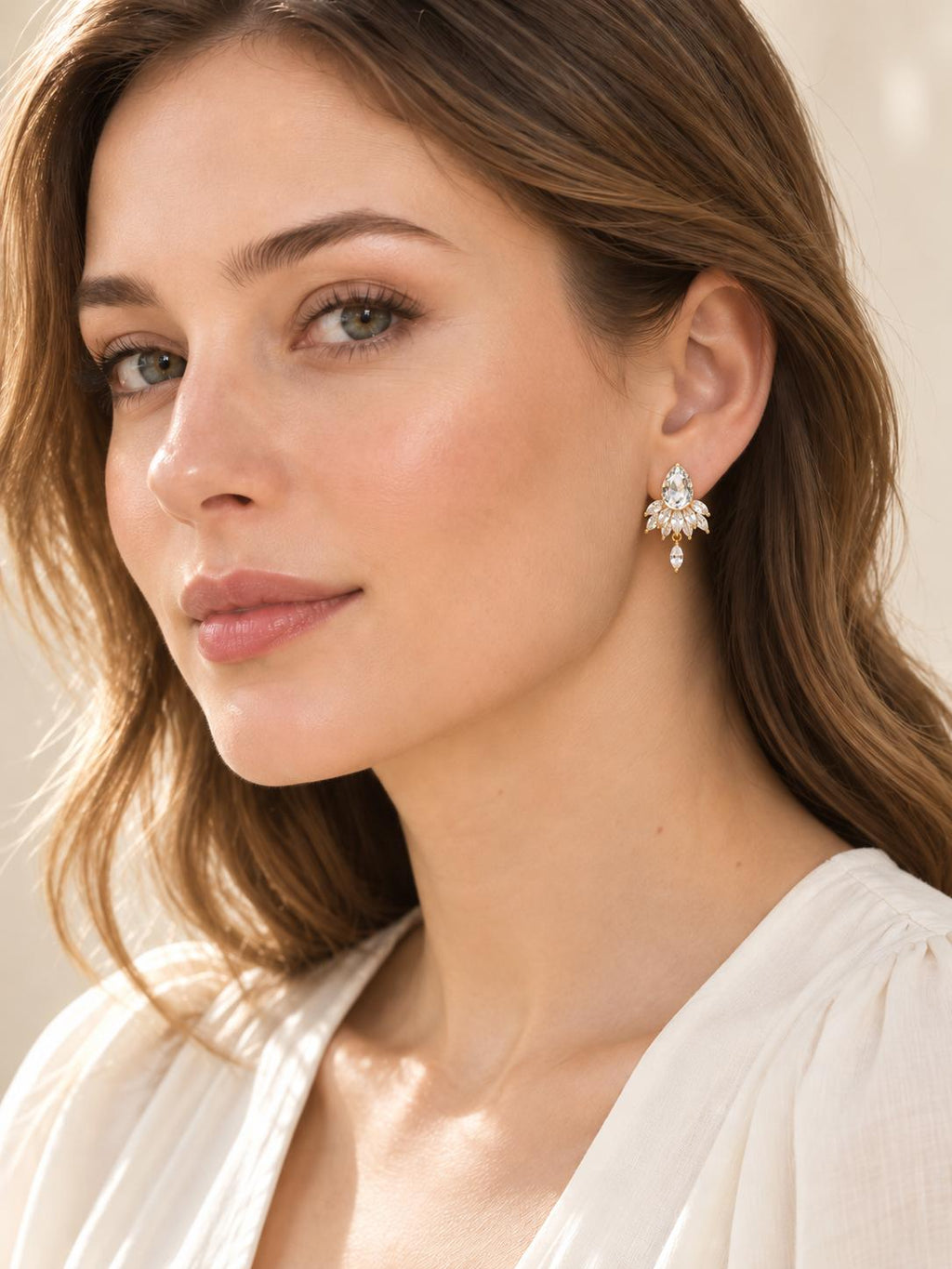 Pendientes dorados con circonias en forma de gota, diseño llamativo para fiestas mujer SUY