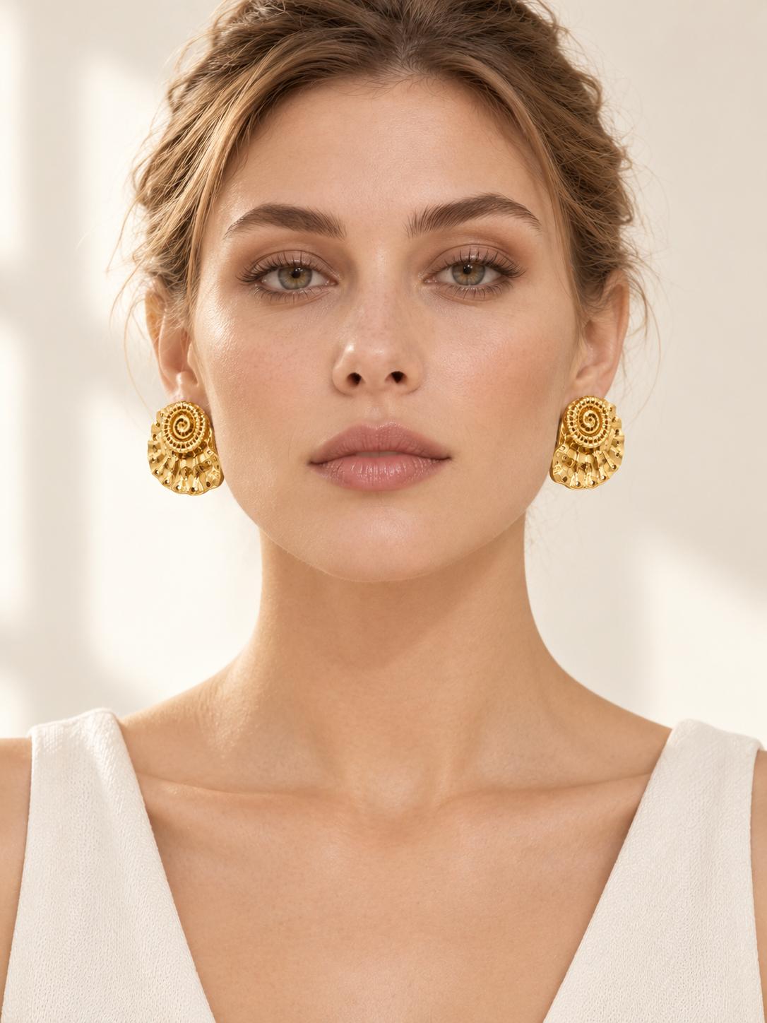 Aretes dorados con forma de caracol marino SUY, pendientes estilo playa para mujer