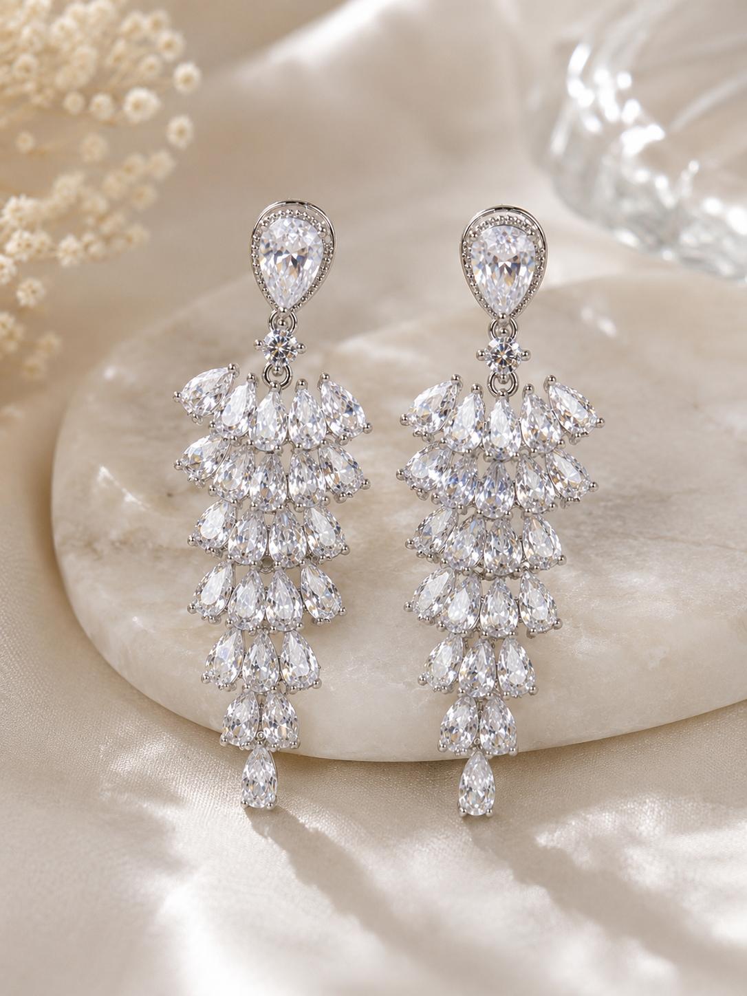 Sin níquel / Antialérgico, Aretes largos de borla con circonita en forma de gota, aretes elegantes para fiesta y boda SUY