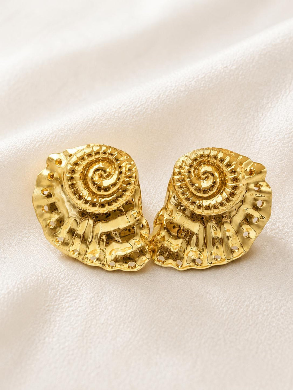 Aretes dorados con forma de caracol marino SUY, pendientes estilo playa para mujer