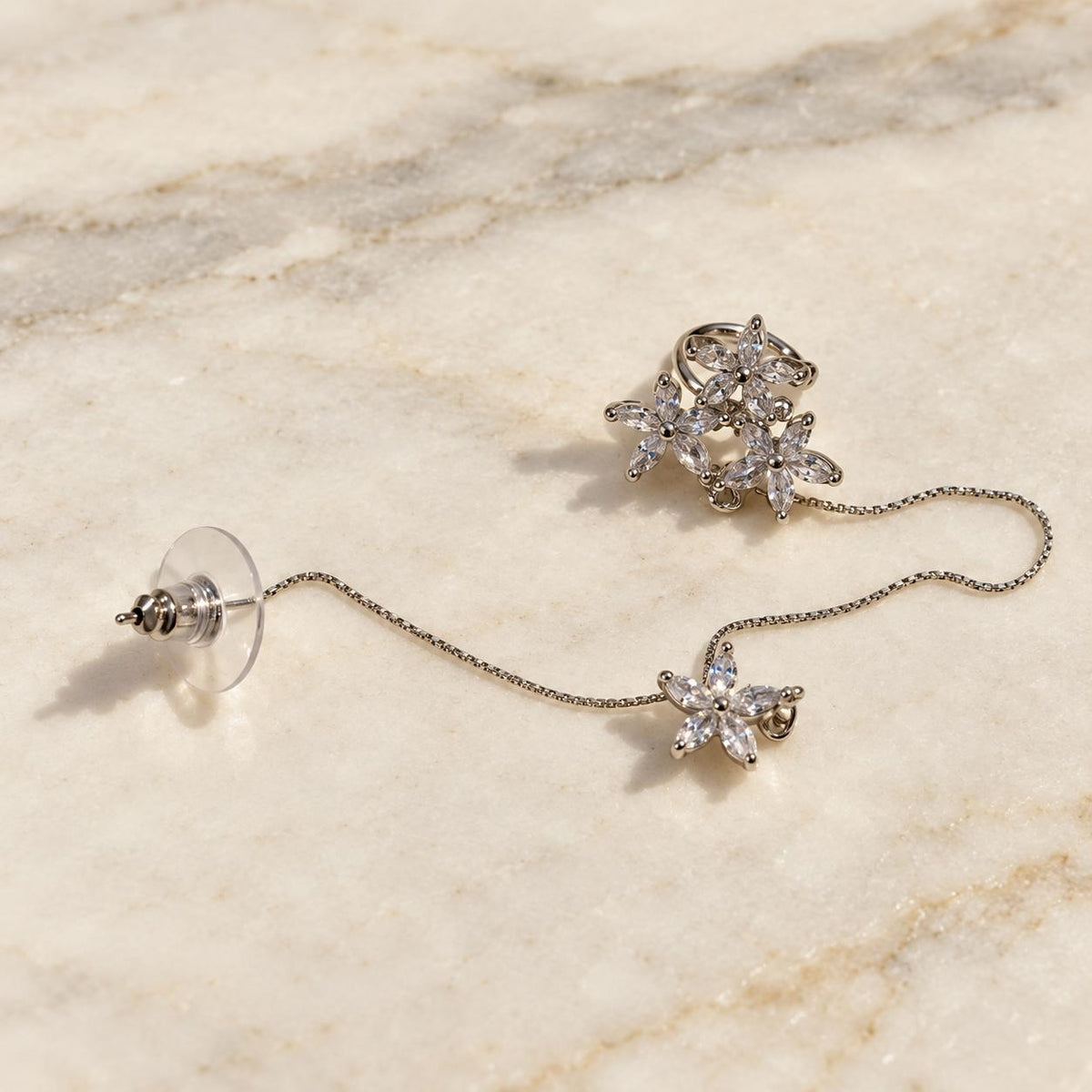 Aretes largos de cadena con flores de circonita, aretes delicados de estilo moderno para mujer SUY