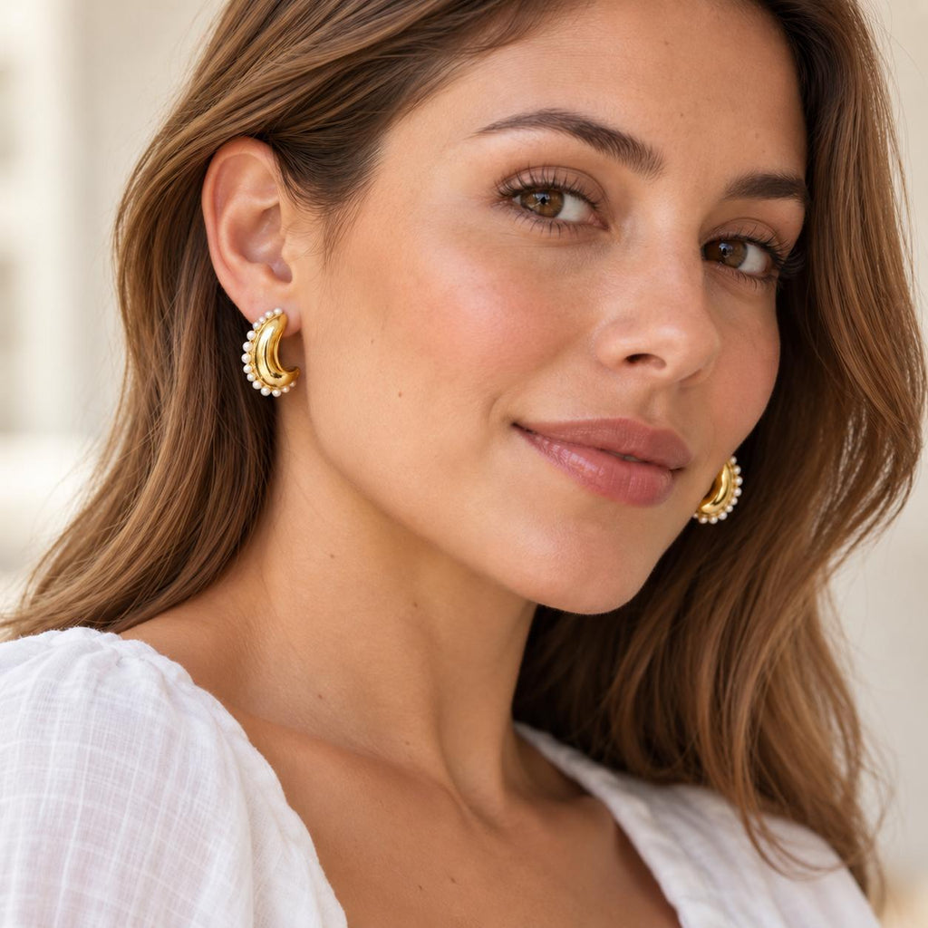 Pendientes tipo aro C dorados con perlas, diseño elegante de joyería para mujer SUY