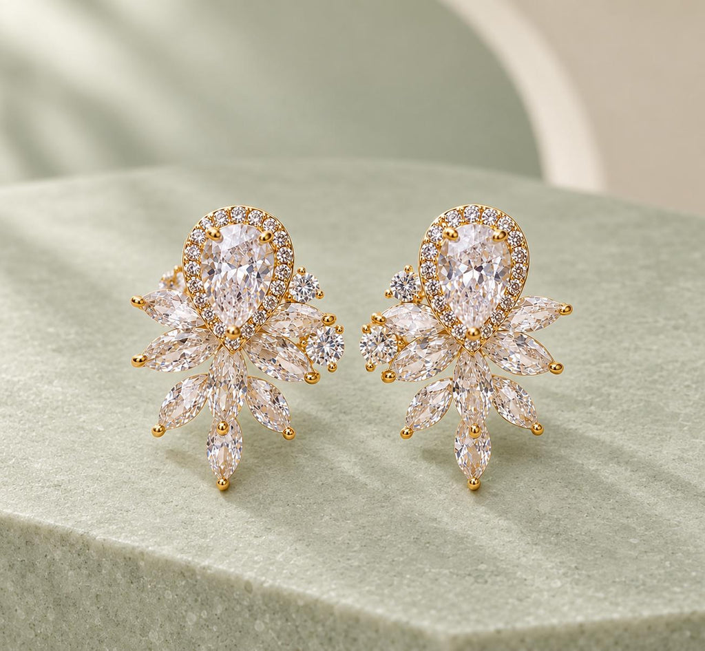 Aretes florales con circonitas brillantes, diseño vintage elegante, joyería fina SUY para mujer